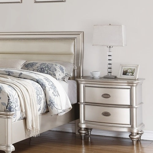 Viva Sonata Collection: The Sonata Classic Nightstand