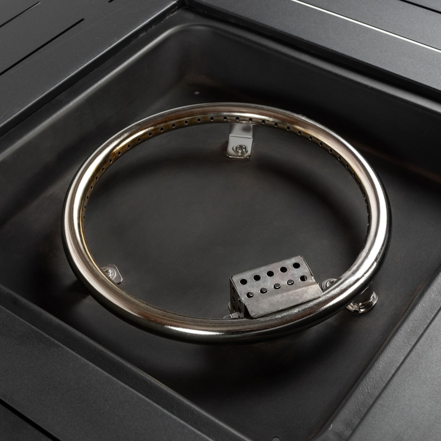 Viva Ember Fire Pit Table – Where Outdoor Atmosphere Meets Elevated Design