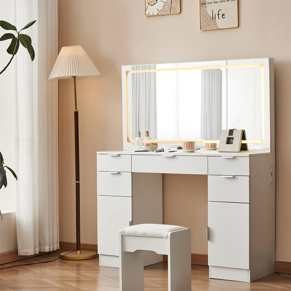 Viva Elite Modern Professional Vanity Set with 3-Mode LED Mirror - The Future of Executive Beauty