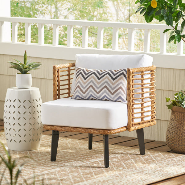 Viva Solstice Collection: Modern Outdoor Club Chair