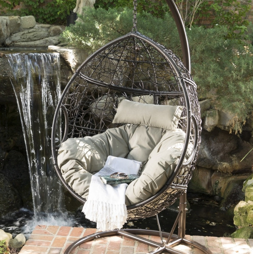 Viva Kylie Hanging Basket – Modern Greenery for Small Spaces