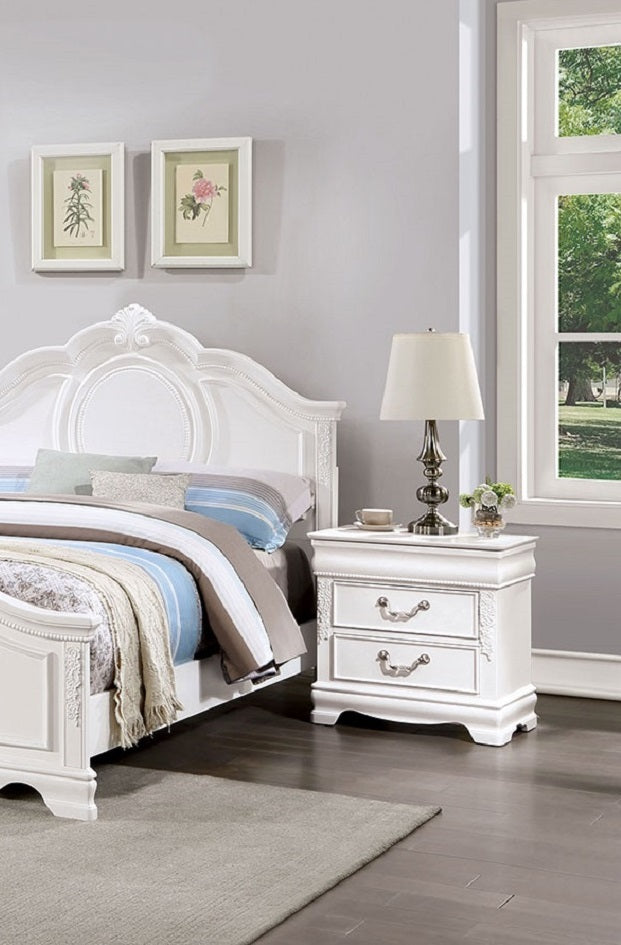 Viva Étoile Collection: Étoile White Solid Wood Nightstand