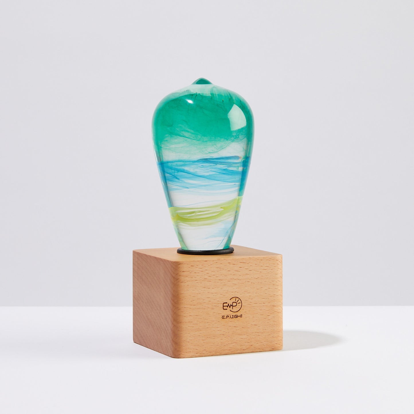 Elegant Resin & Wood Table Lamp – Ambient Night Light for a Luxurious Home