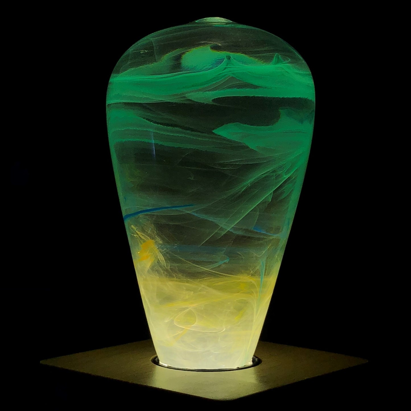 Elegant Resin & Wood Table Lamp – Ambient Night Light for a Luxurious Home
