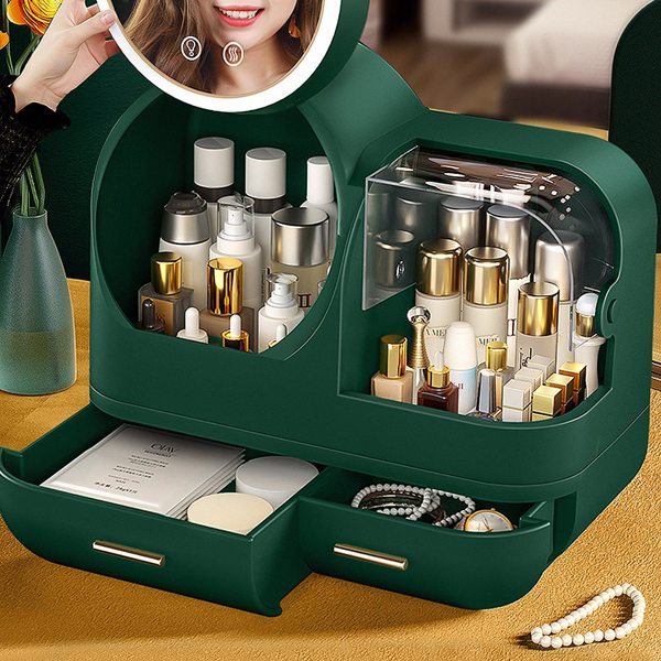 Makeup Case with LED Mirror – The Ultimate Portable Beauty Station