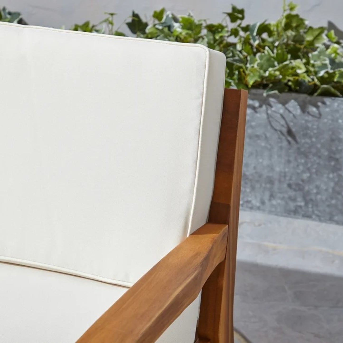 Viva Granada Velvet Club Chair