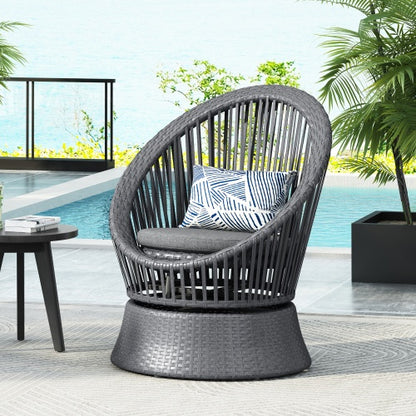 Modern Gray Wicker Lounge Chair | Stylish Rattan & Iron Frame for Indoor & Outdoor Relaxation