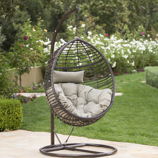 Elegant Hanging Basket in Brown – Perfect for Indoor & Outdoor Decor