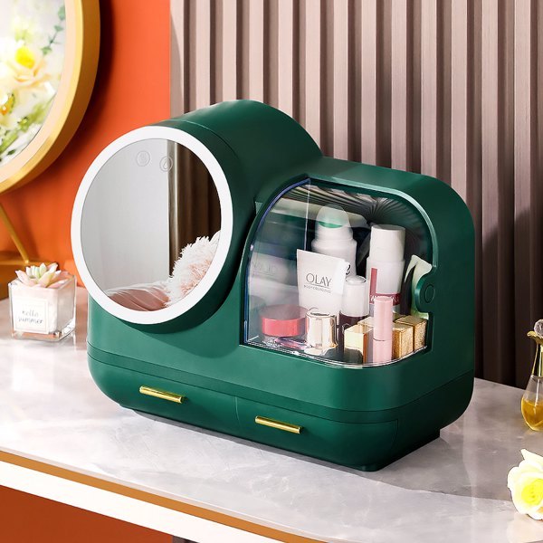 Makeup Case with LED Mirror – The Ultimate Portable Beauty Station