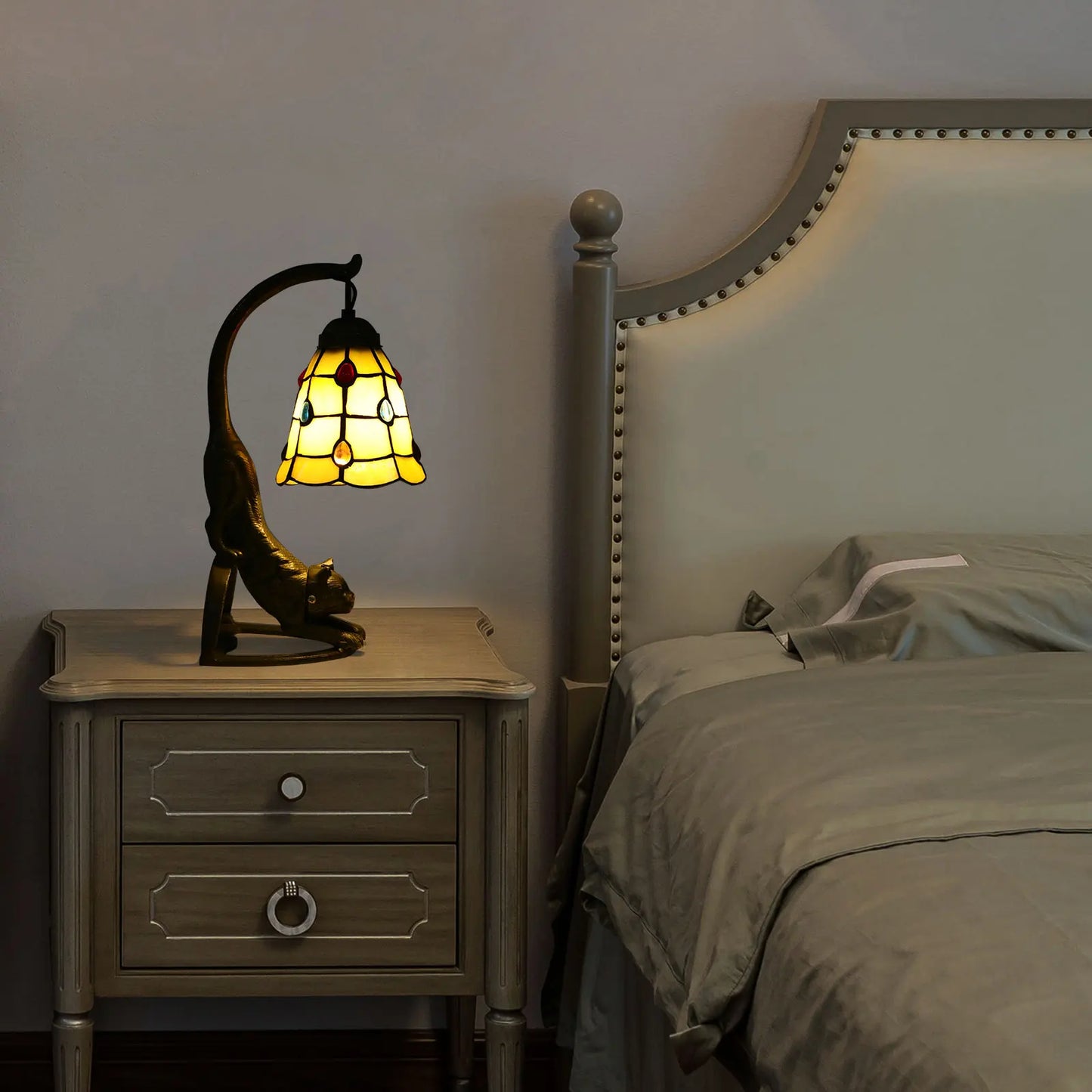 Viva Elite Artisan Cat Table Lamp with Tiffany Glass Shade